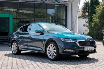 2.0 TDI Style DSG, 150KM, salon pl, hak, el. klapa, ACC, fv23%